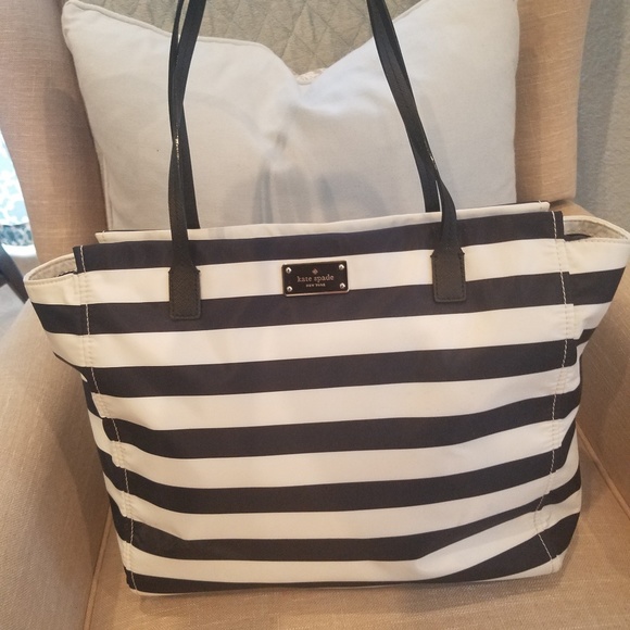 Kate Spade Handbags - Kate Spade Blake Ave. Tote